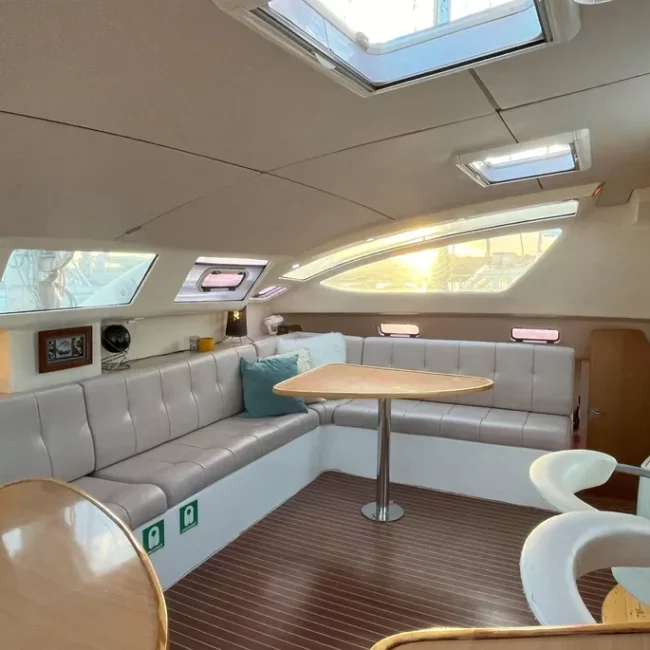 2007-admiral-catamaran-38-sail-9679945-20250211005556430-1_XLARGE