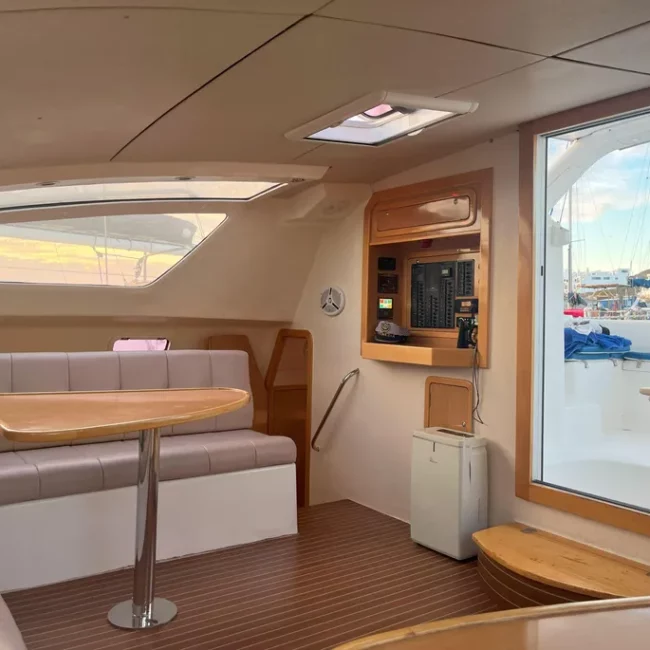 2007-admiral-catamaran-38-sail-9679945-20250211005934634-1_XLARGE